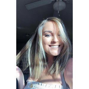 Meet your Posher, Mackenzi